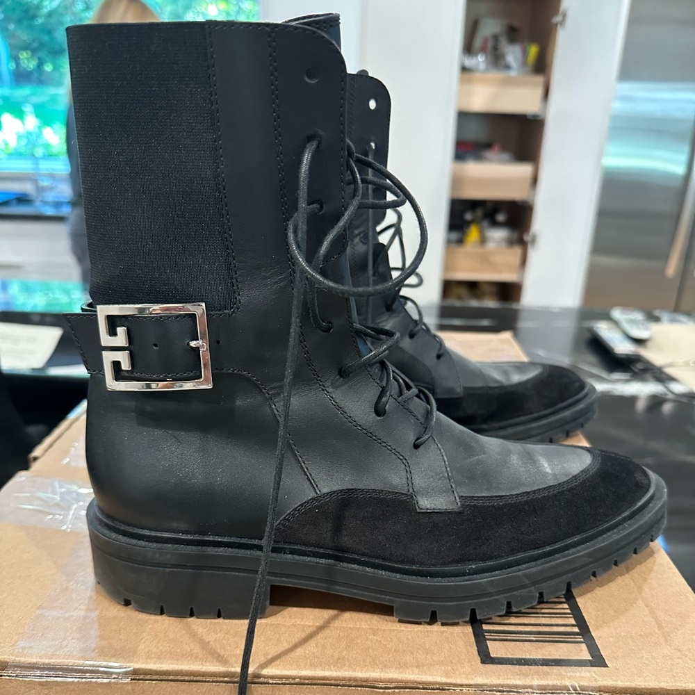 Givenchy Bottine Aviator Boots